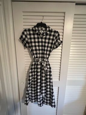 LISA MARIE
FERNANDEZ